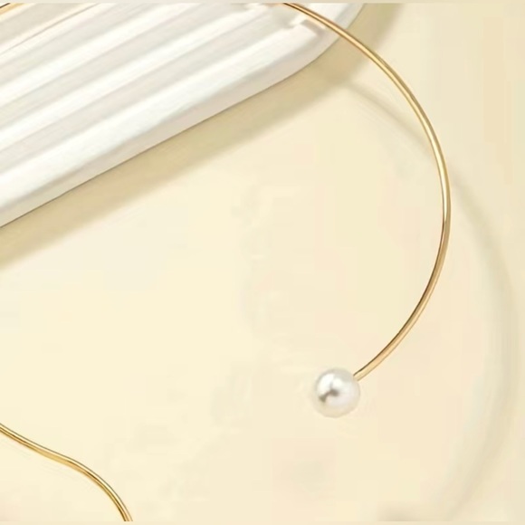 Vintage Baroque Style Collar Necklace - Picture 4 of 5